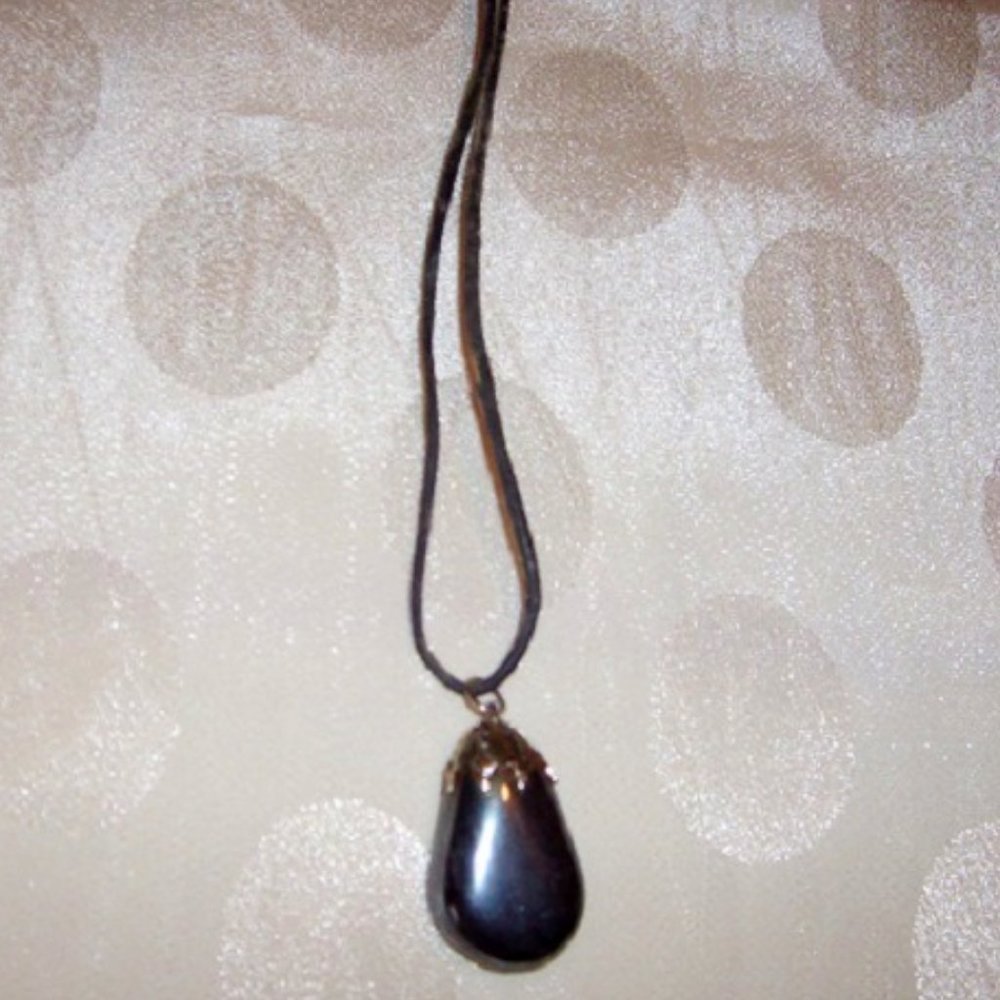 Dark Charcoal Teardrop Stone Leather Necklace 24" Handmade Vintage